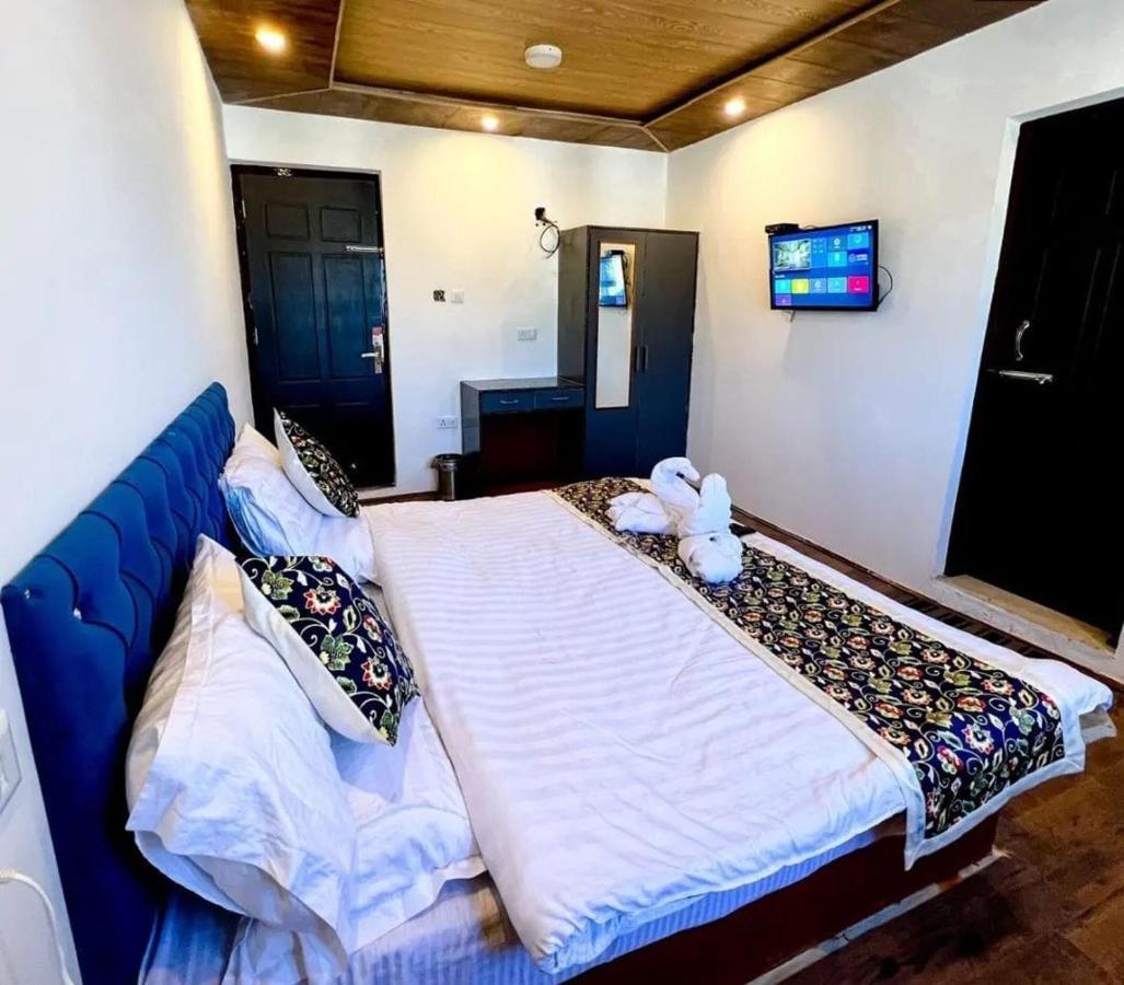 Hotel Poshwan Gulmarg Exteriér fotografie